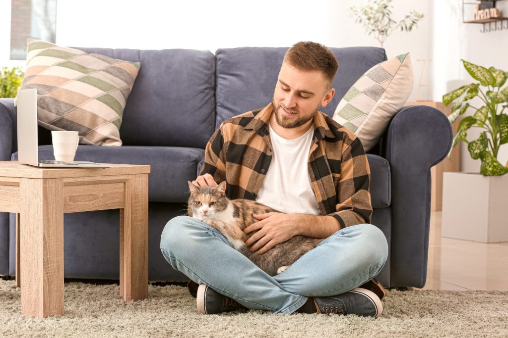 Apartment living with pets: How to keep it comfortable, compliant and stress-free Apartment living with pets: How to keep it comfortable, compliant and stress-free