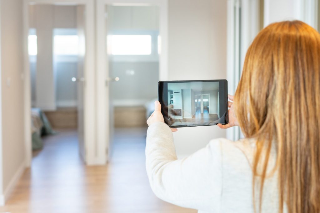 Why professional video walk-throughs are a game changer when selling property Why professional video walk-throughs are a game changer when selling property